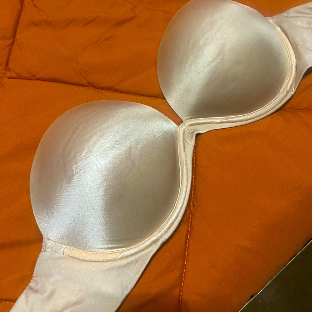 Strapless Bombshell bra by Victoria’s Secret